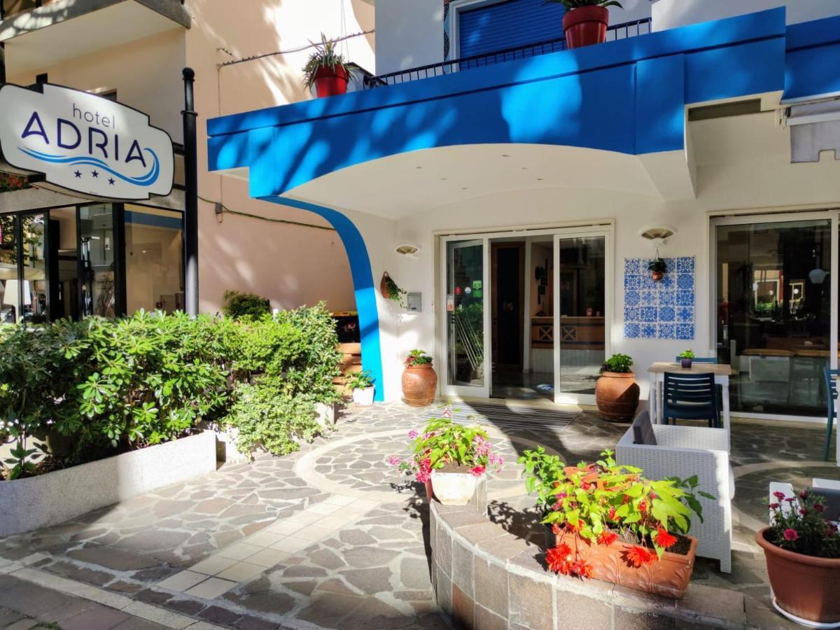 Hotel Adria B&B Misano Adriatico Exterior foto